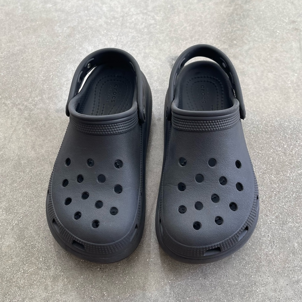 Crocs platform